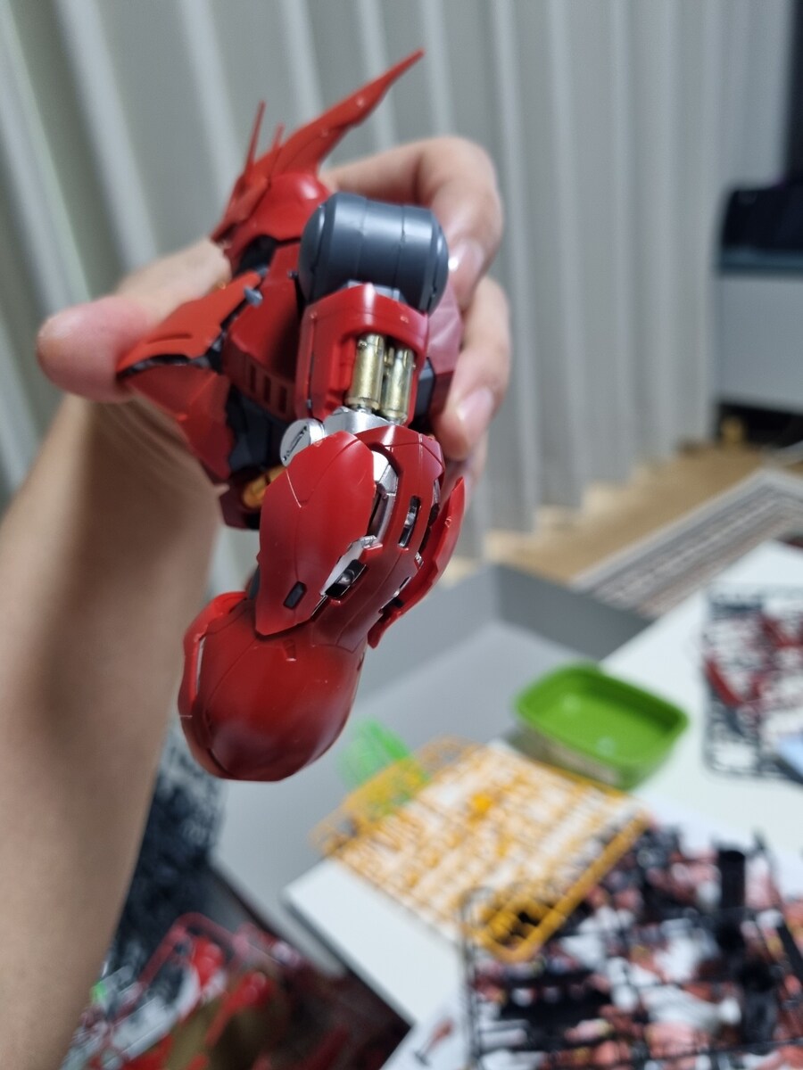 MG 사자비 버카 작업 중 (부분 도색)_4.jpg