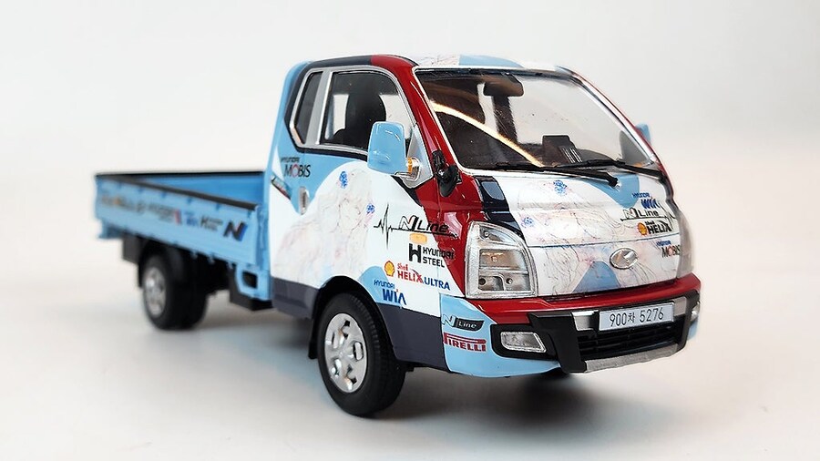 아카데미 1/24 현대 포터 N 스피뉴엘_6.jpg