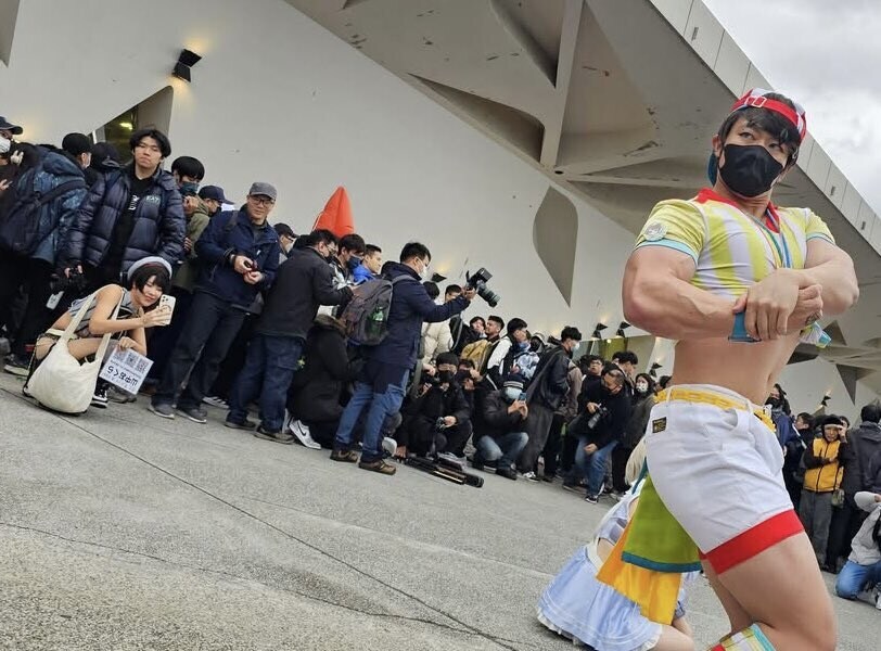 엄청나게 주목받은 버튜버 코스프레_4.jpg