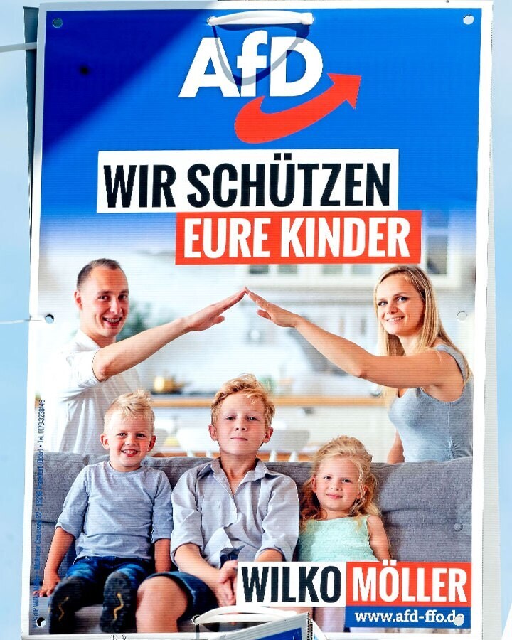 가짜광기는 넘볼 수 없는 본토 나치의 진짜 광기_2.jpg