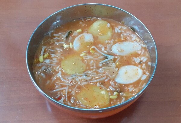 호불호 갈리는 경상도 죽_1.jpg