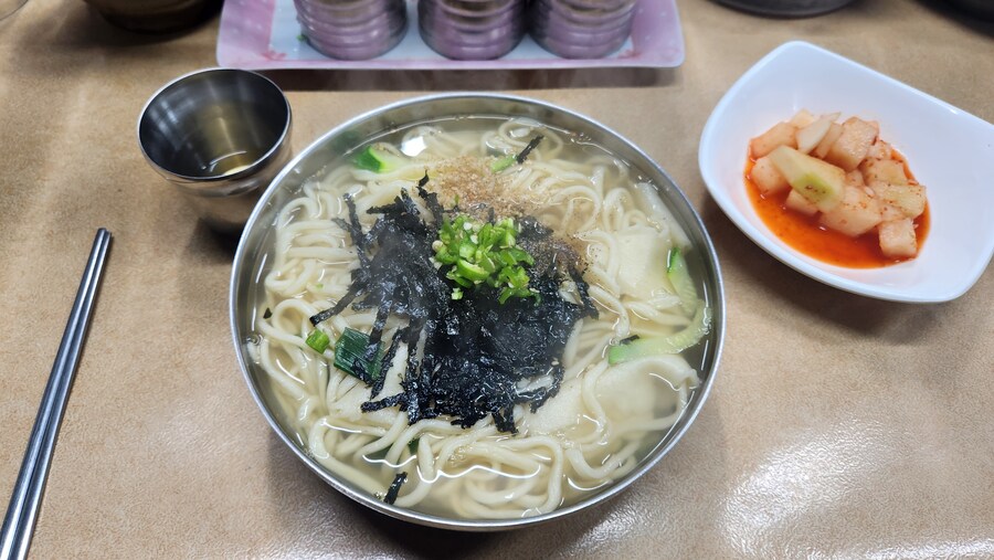 시장 5000원 칼제비_1.jpg