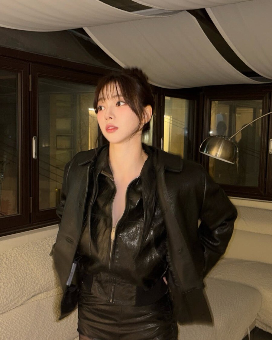 호불호 갈리는 블랙패션_6.jpg