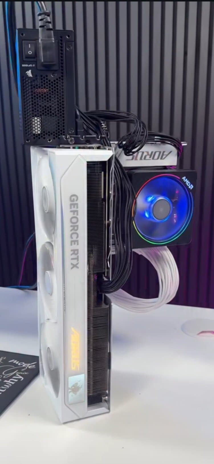 게이밍 컴퓨터 근황.jpg_2.jpg