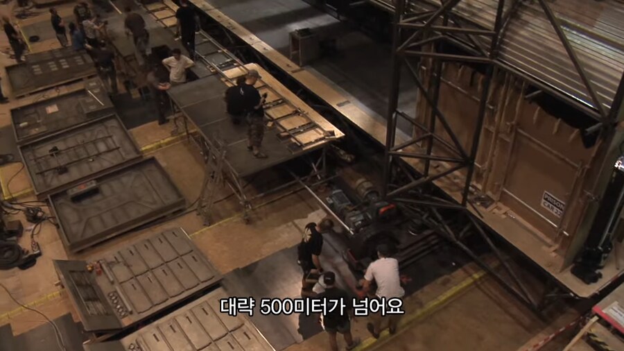 설국열차 제작에 있어서 가장 큰 숙제였던것_3.png