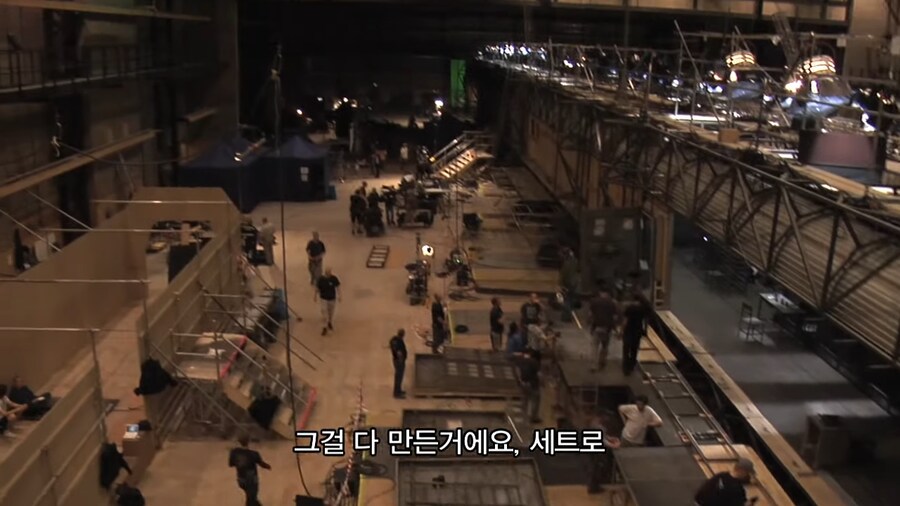 설국열차 제작에 있어서 가장 큰 숙제였던것_4.png