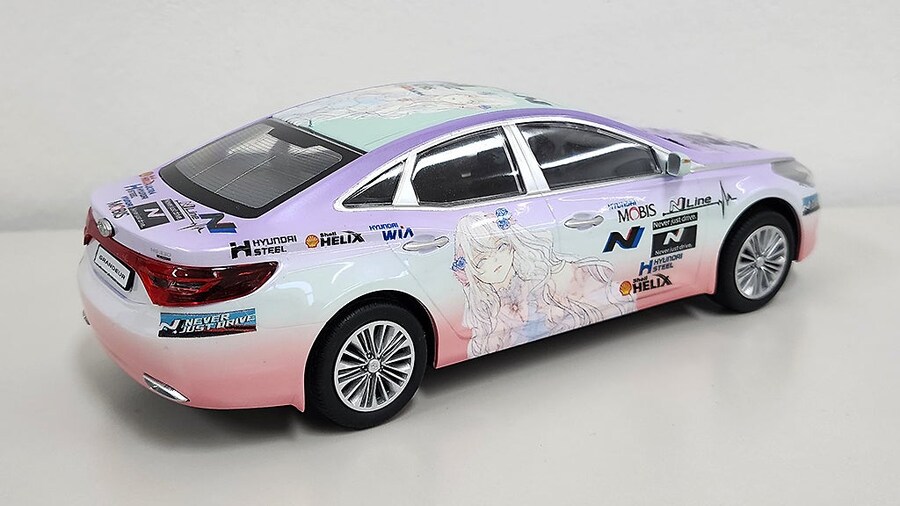 아카데미 1/24 현대 그랜저 HG N 스피뉴엘_7.jpg