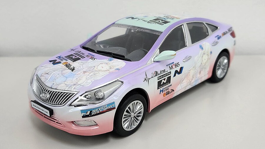 아카데미 1/24 현대 그랜저 HG N 스피뉴엘_10.jpg