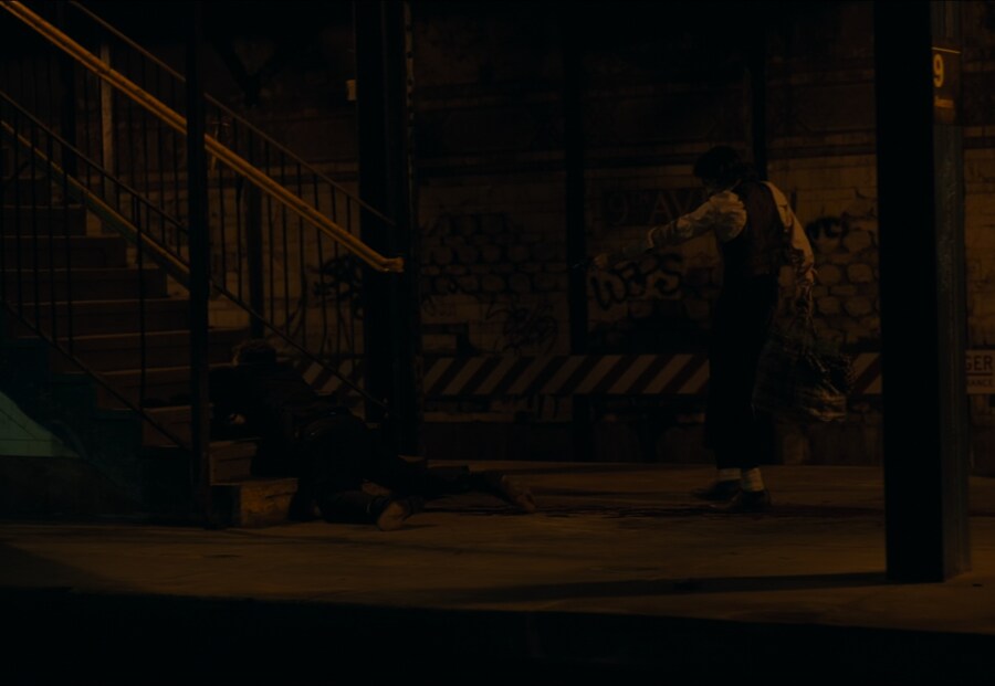 (조커) "왜 다들 이렇게 무례하죠?"_3.jpg