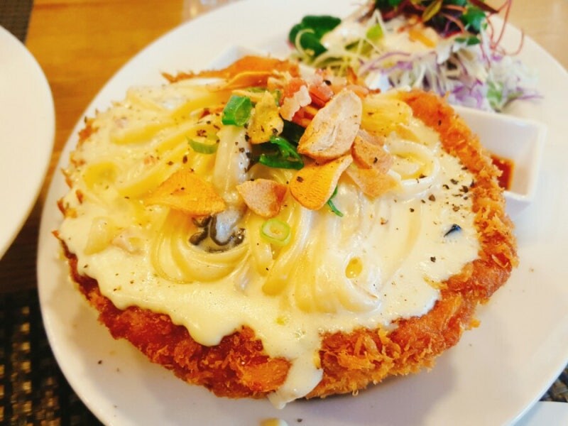 파스타를 다 드신 후엔 그릇을 잘라드세요_1.jpg