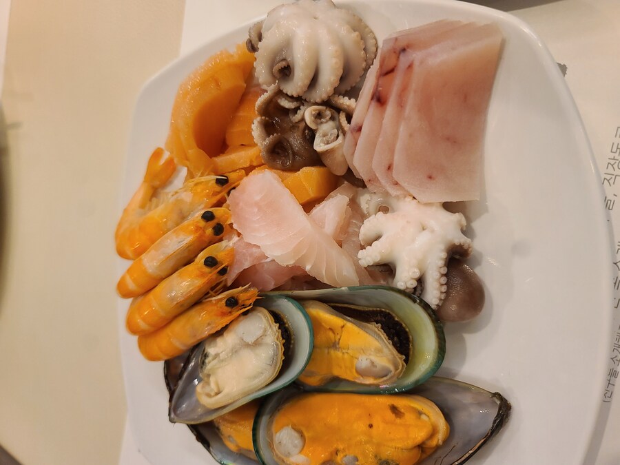 누리시아 결혼식 뷔페!_3.jpg