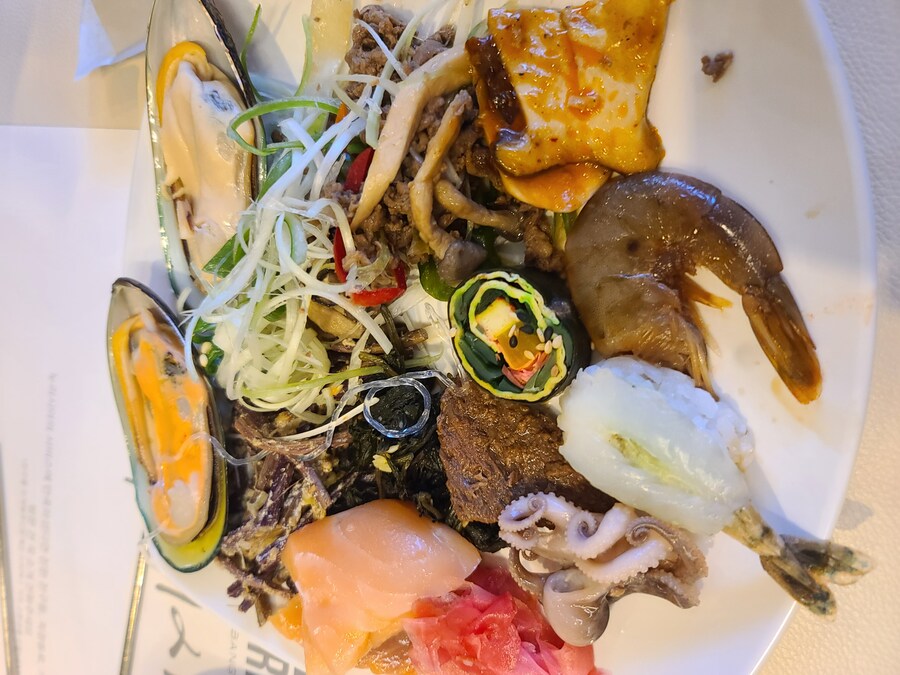 누리시아 결혼식 뷔페!_7.jpg