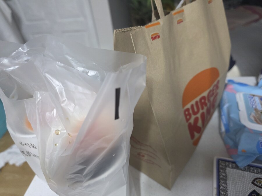 새벽 2시에 누가 햄버거 시키냨 ㅋㅋㅋㅋㅋㅋㅋㅋㅋㅋㅋㅋ_1.jpg