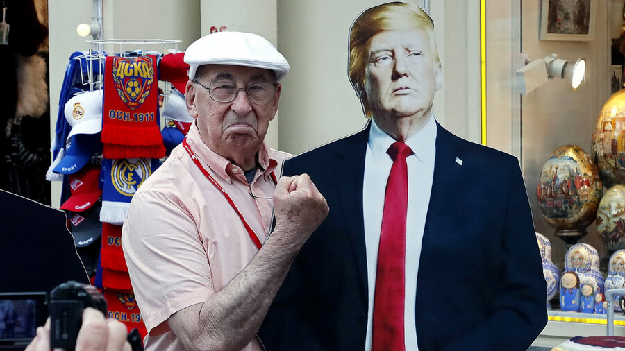 러시아: 우리 국민들 너무 트럼프 빨아주지 마셈 ㅎㅎ_1.jpg