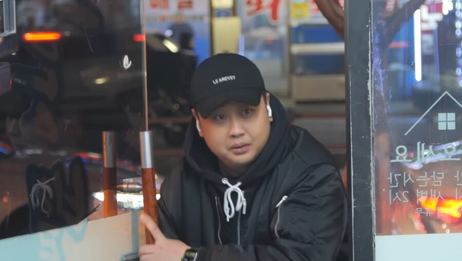 유머) 교수님에게 밥집에서 딱걸린 대학원생 윤남노 ㅋㅋ_8.jpg