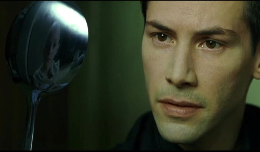 영화) 매트릭스 1편의 핵심 메세지 "숟가락은 없다"_31.jpg