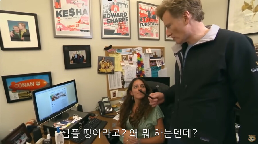 지금의 미국 정부 처럼 인원 감축을 하려고 했던 코난 오브라이언의 쇼_19.jpg