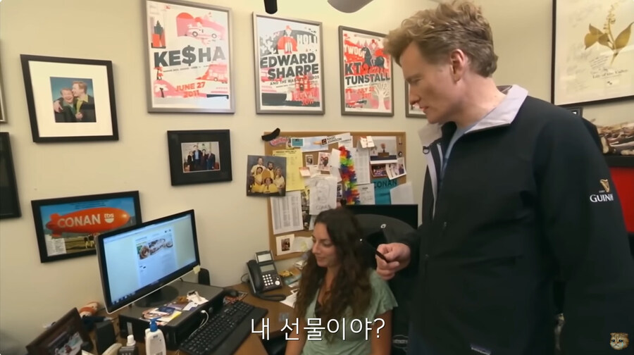 지금의 미국 정부 처럼 인원 감축을 하려고 했던 코난 오브라이언의 쇼_22.jpg