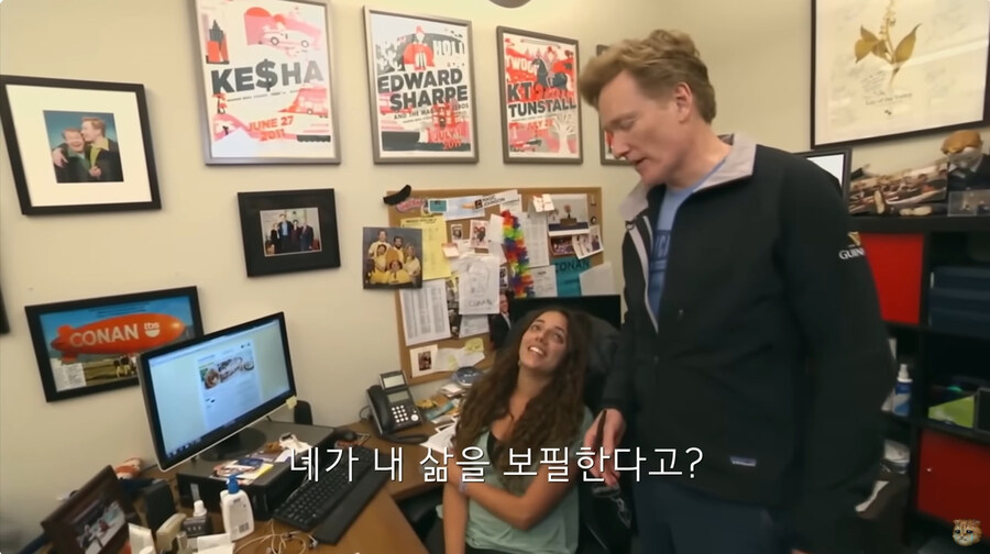 지금의 미국 정부 처럼 인원 감축을 하려고 했던 코난 오브라이언의 쇼_33.jpg