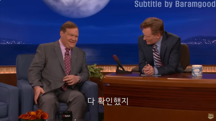 지금의 미국 정부 처럼 인원 감축을 하려고 했던 코난 오브라이언의 쇼_146.jpg