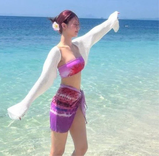 호불호 갈리는 걸그룹 비키니.jpg_2.webp