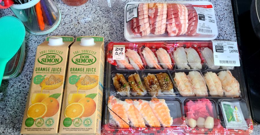 삼겹살🐖 새우초밥🦐 오렌지주스🍊_2.jpg