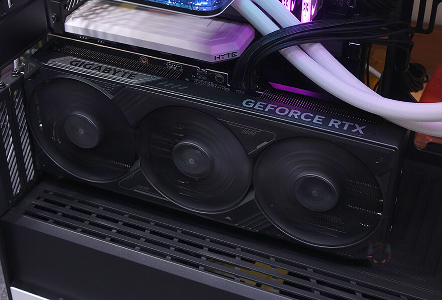 SFF 하이엔드PC를 위한 VGA!-기가바이트 지포스RTX5080 윈드포스 SFF_30.jpg