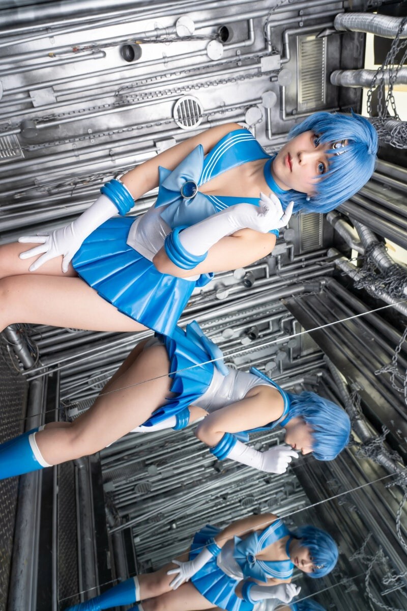 세일러 머큐리 코스프레 하는 누나_4.jpg