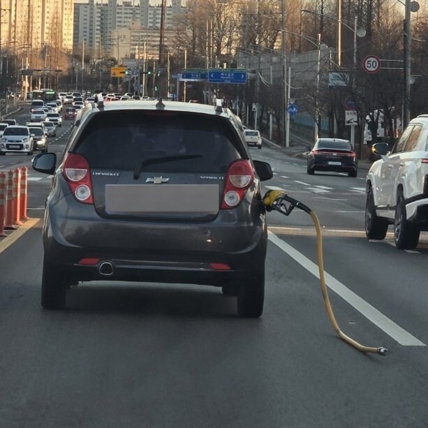 도로에서 보면 무서운 것_1.jpg