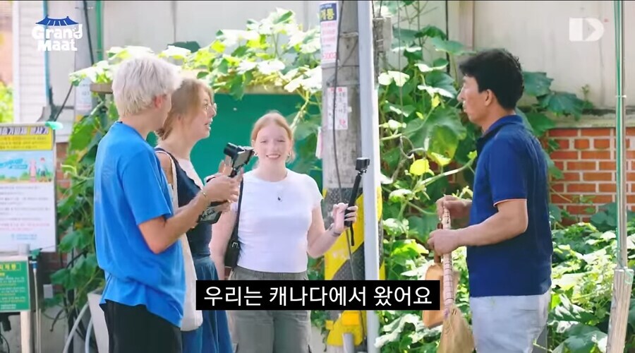 말 안통하는 외국인 무리가 시골에서 밥집을 찾음_2.jpg