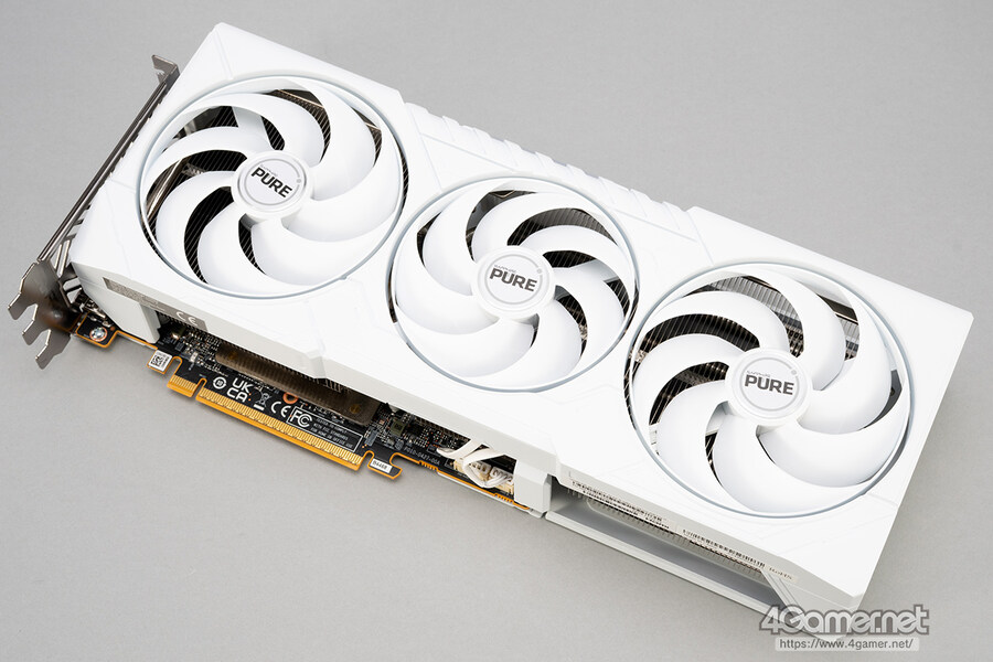 [4Gamer] PURE Radeon RX 9070 XT 사진, 벤치마크_1.jpg