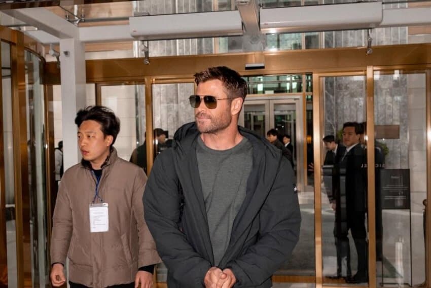 크리스 헴스워스 한국 촬영 사진 공개_13.png