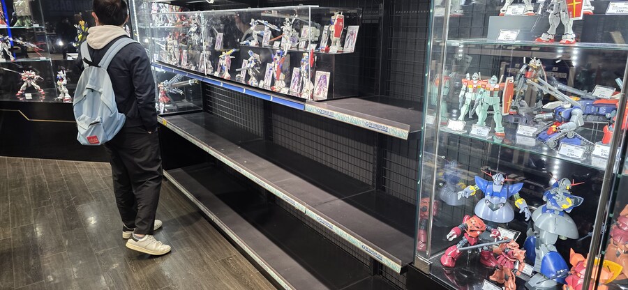 실시간 일본 오다이바 건담베이스 재고 요약_6.jpg