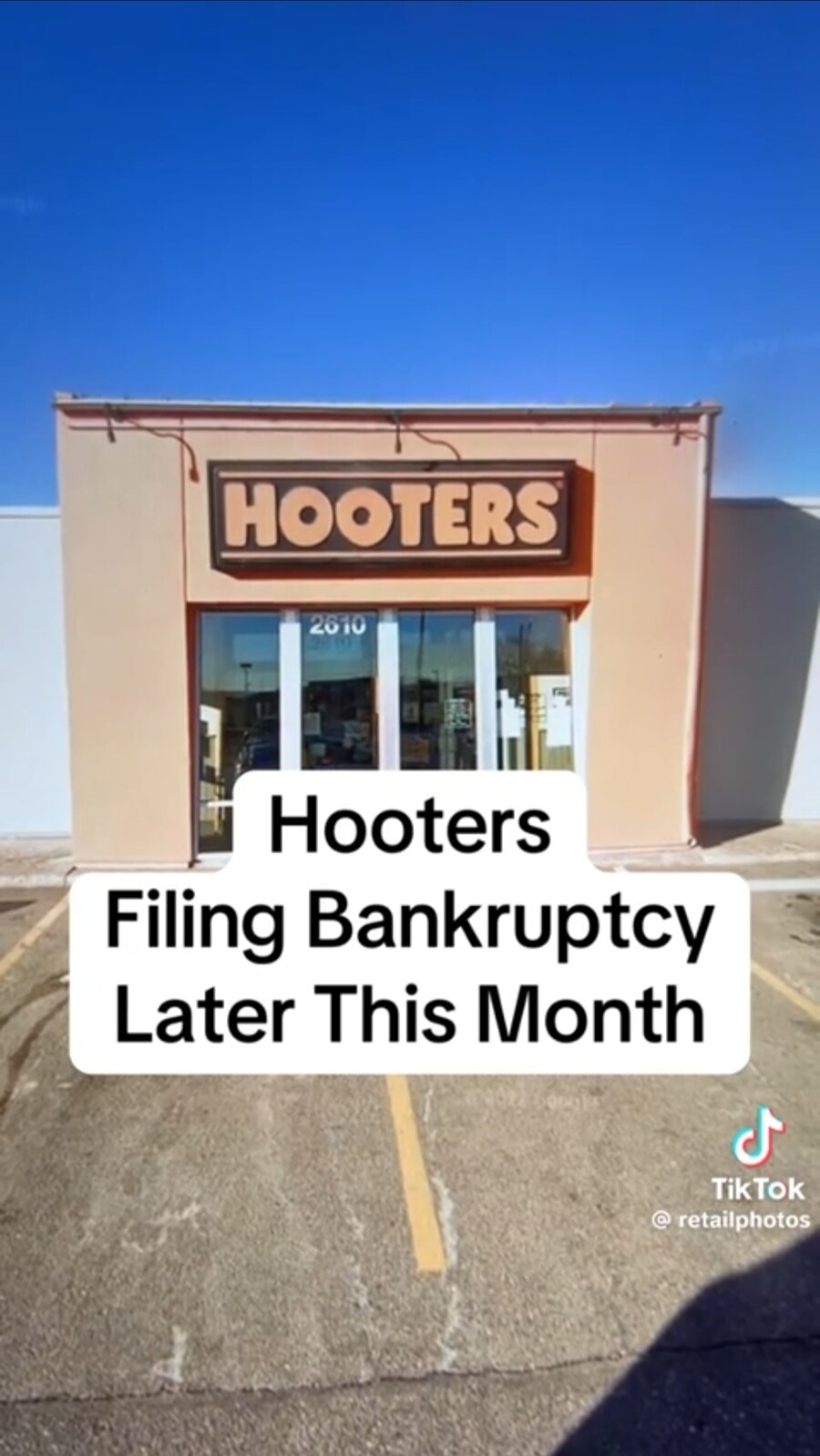 많은 이들의 추억이 담긴 '후터스'가 파산 신청한다고 함_10.jpg