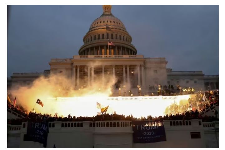 트럼프가 미래따위는 생각 안하고 날뛰는 이유_2.jpg