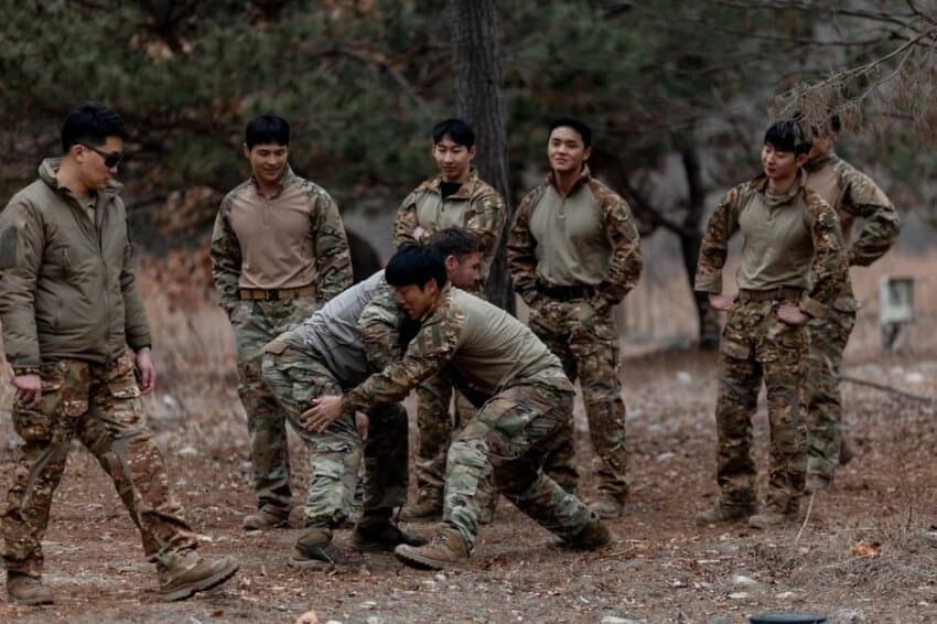 크리스 햄스워스 소름돋네_2.jpg