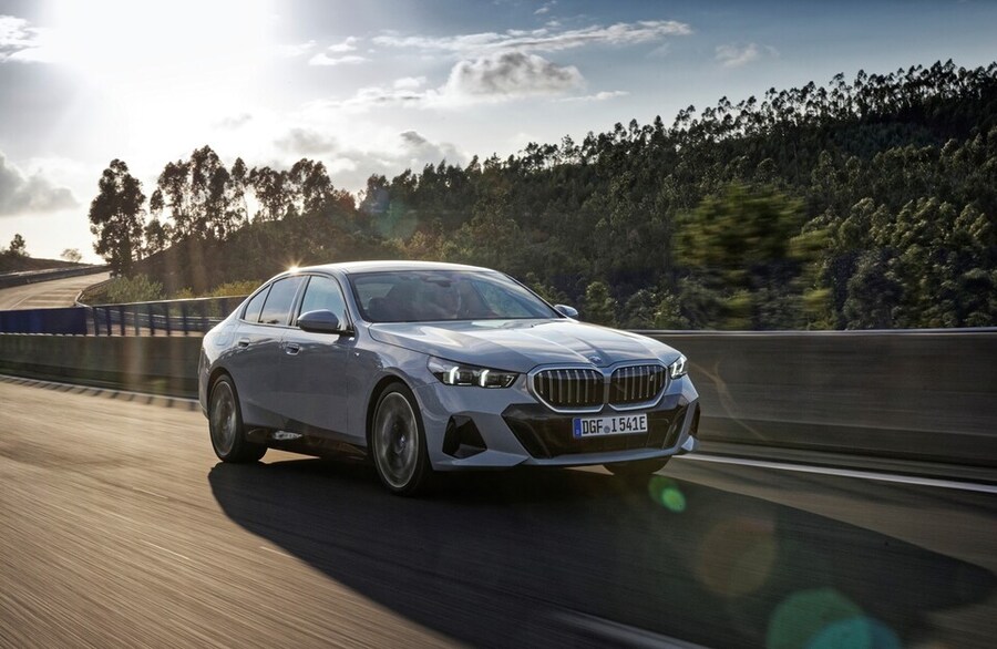 BMW, 사륜구동 순수전기 세단 ‘뉴 i5 xDrive40’ 출시_1.jpg
