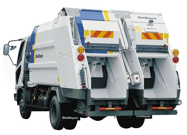 일본의 쓰레기 수거차량_1.jpg
