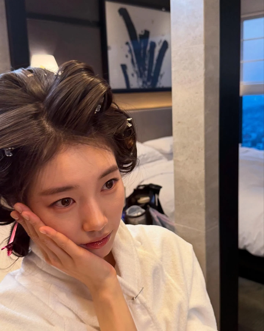 헤어스타일 바꾼 수지 근황...jpg_2.webp