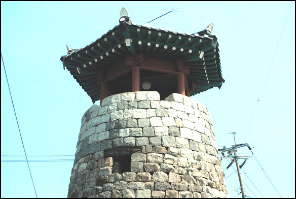 사실 원본 그대로가 아닌 유적_2.jpg