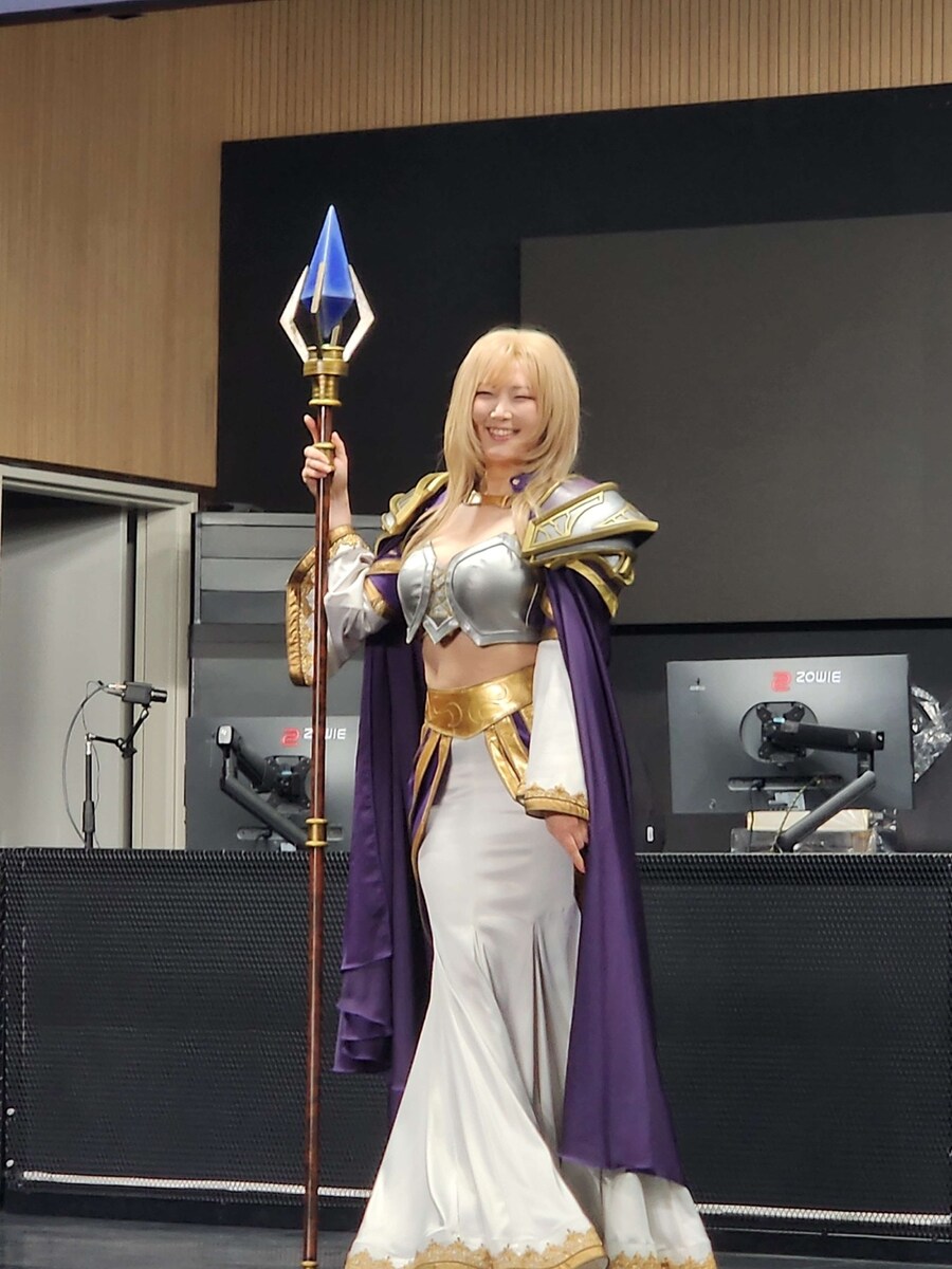 워크래프트 30주년 기념 월드 투어 서울 후기._14.jpg