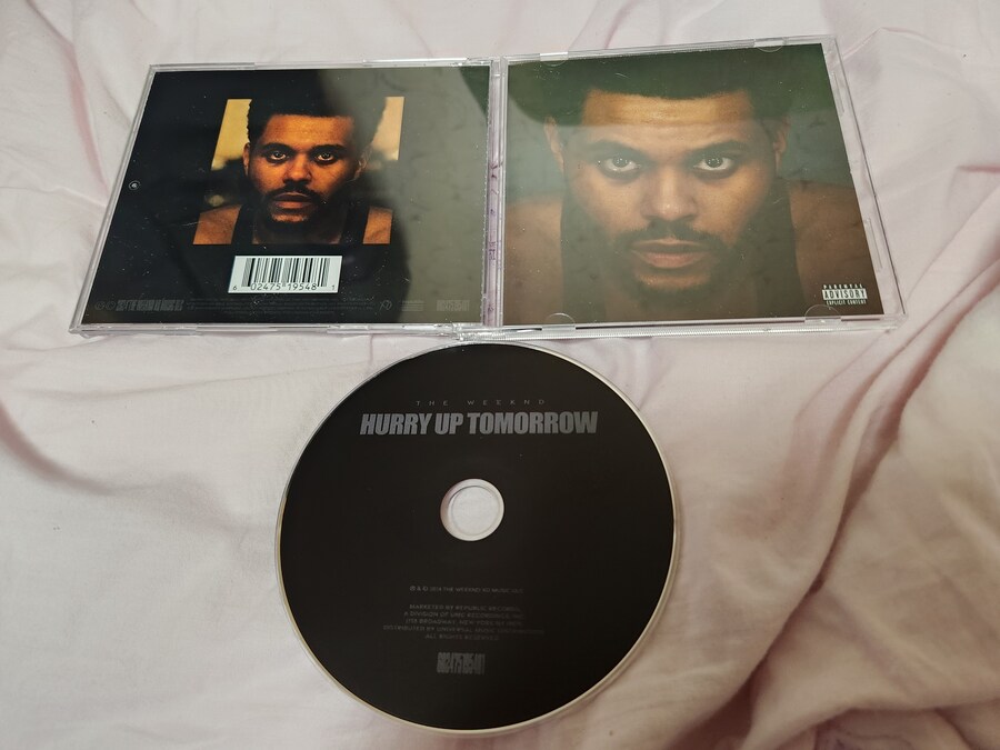 위켄드 신작 Hurry Up Tomorrow_1.jpg