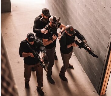 총검술 특 개 구려보임, CQB 개 간지나 보임_2.png