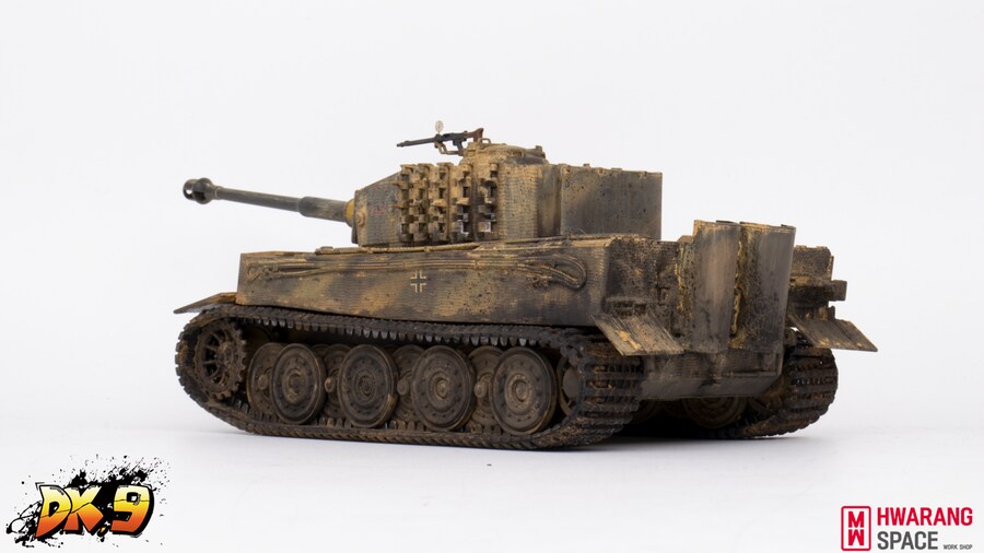아카데미 1/35 German Tiger I Late Ver.[티거1 후기형]_5.png