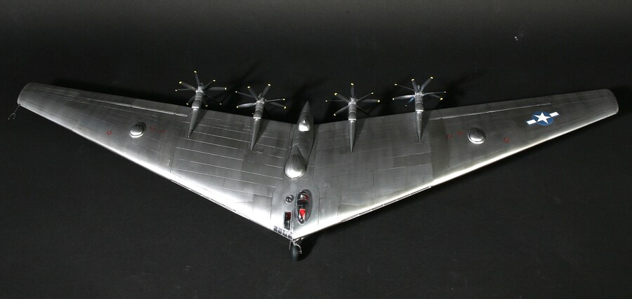 1/72 AMT Northrop XB-35 Flying Wing_1.jpg