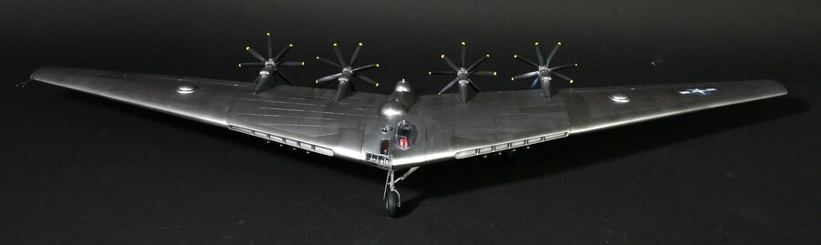 1/72 AMT Northrop XB-35 Flying Wing_12.jpg