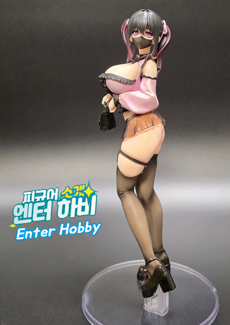 지뢰짱 옷이 터질듯한 피규어 리뷰 1/6 스케일_8.jpg