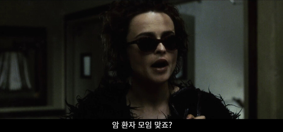 여성이 와선 안될 장소로 와서 남성들을 불편하게 하는 여성_4.jpg