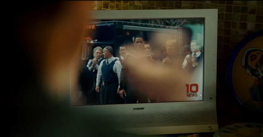 영화) 핸콕 명장면 "이제 착하게 살기로 결심한 핸콕" ㅋㅋㅋ_125.jpg