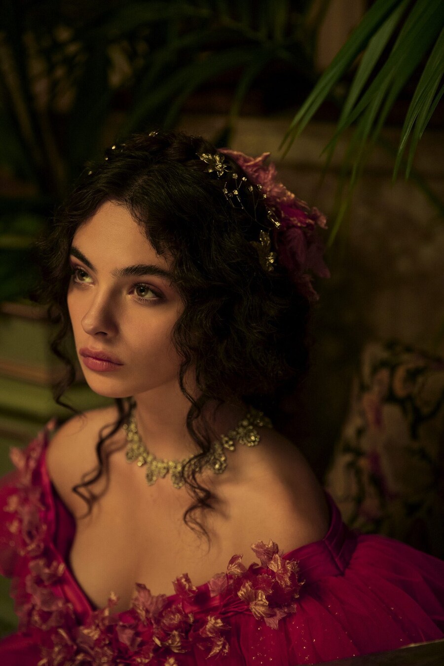 최근 넷플 드라마에 출연한 뱅상카셀x모니카벨루치 딸 데바카셀_2.jpg